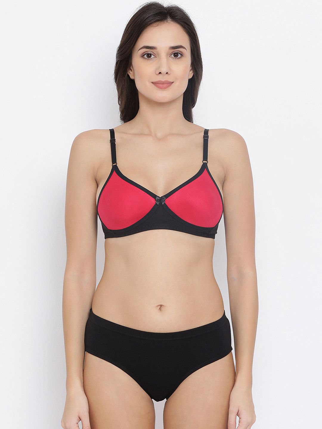 

Clovia Women Black & Red Colourblocked Lingerie Set COMBBP35332B