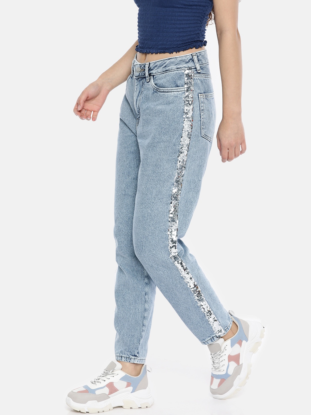 

ONLY Women Blue Tonni Boyfriend Fit Sequinned Mid-Rise Clean Look Cropped Jeans