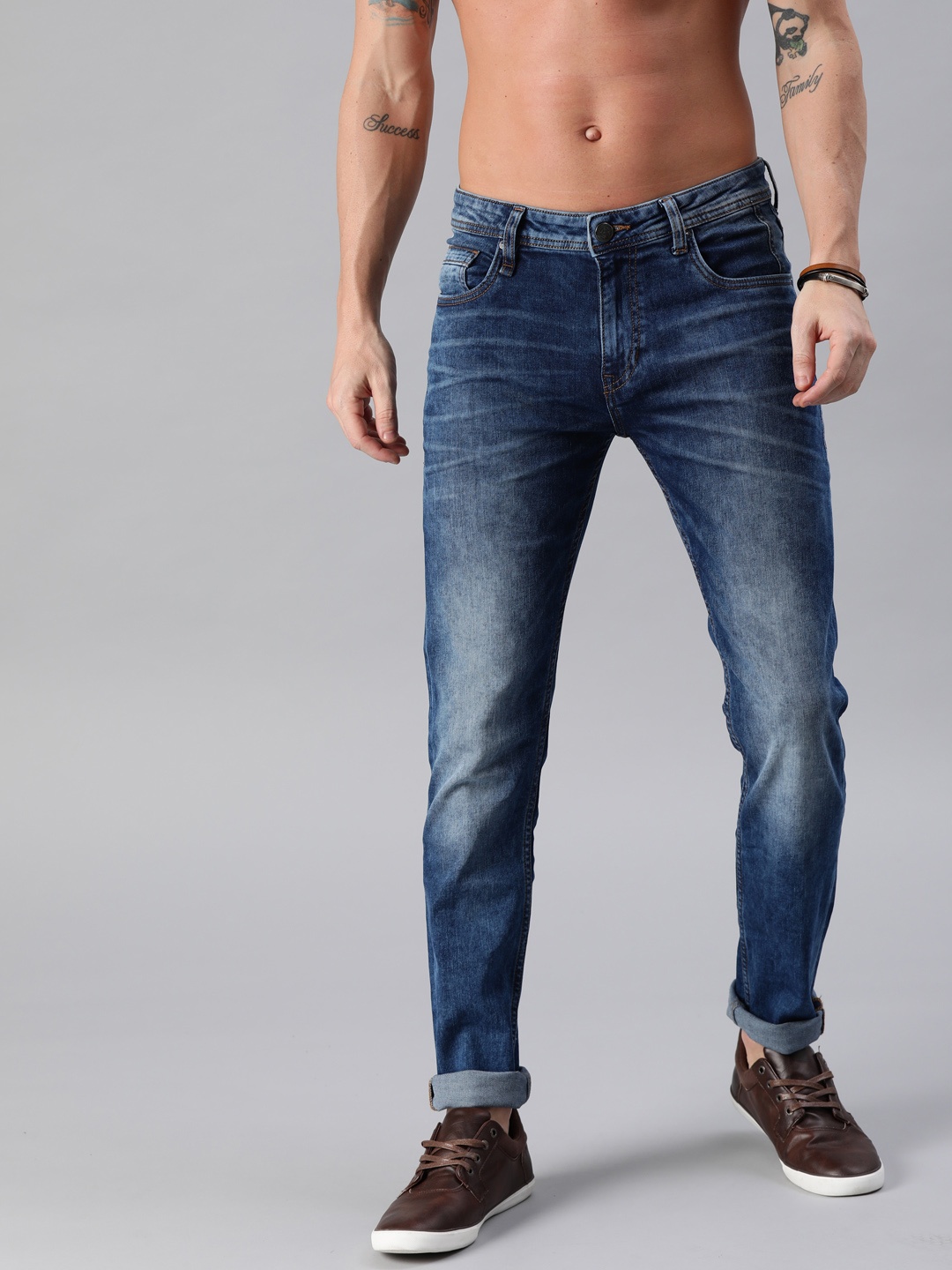 

The Roadster Lifestyle Co Men Blue Skinny Fit Mid-Rise Clean Look Jeans