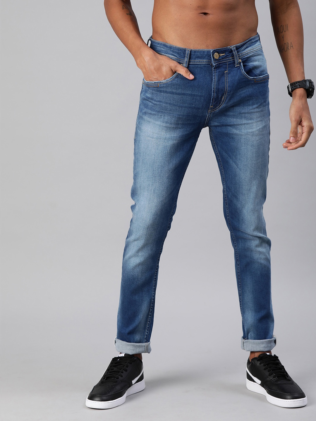 

The Roadster Lifestyle Co Men Blue Skinny Fit Mid-Rise Clean Look Stretchable Jeans