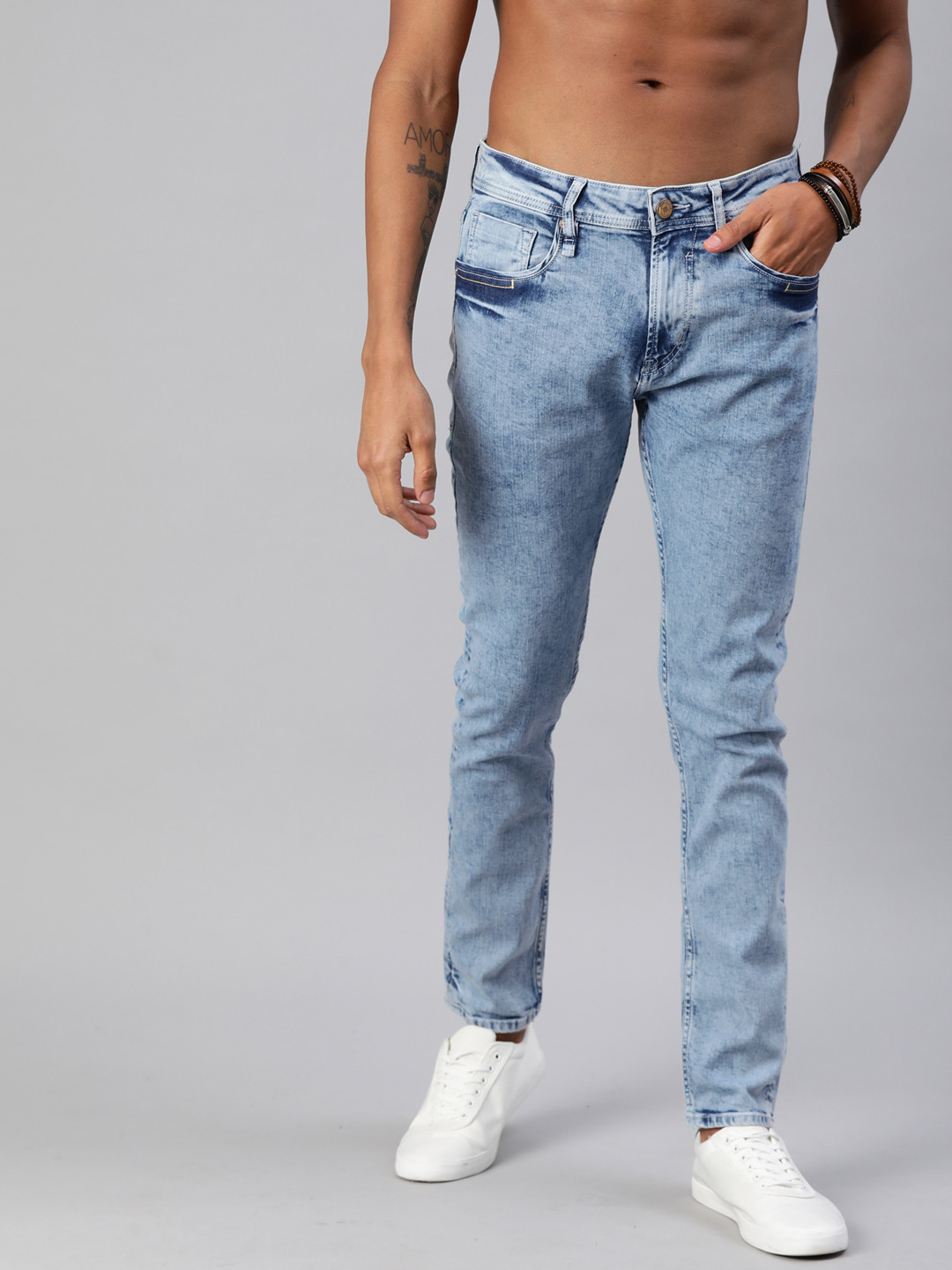 

The Roadster Lifestyle Co Men Blue Skinny Fit Mid-Rise Clean Look Stretchable Jeans