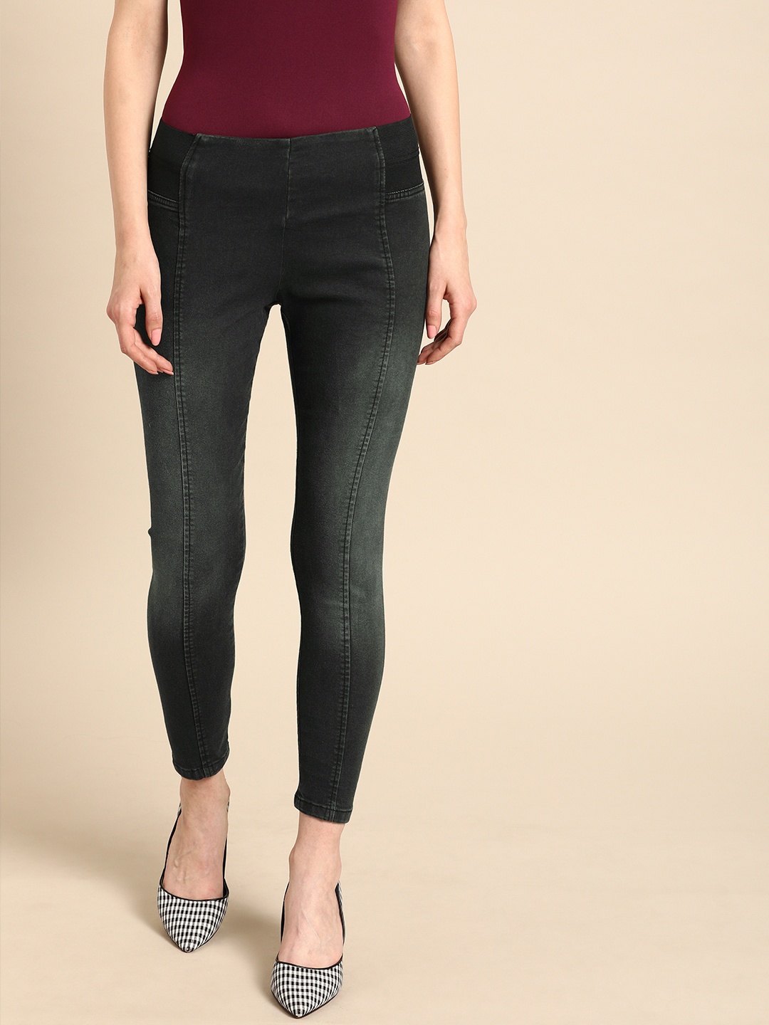 

DressBerry Women Black Washed Super Skinny Fit Jeggings