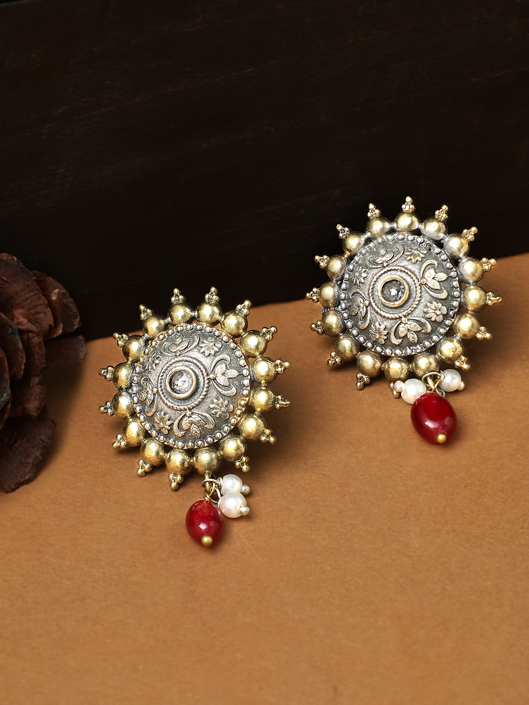 

Rubans Gold-Toned & Silver-Toned Classic Drop Earrings