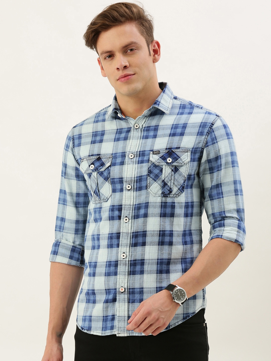 

The Indian Garage Co Men Navy Blue & Off-White Checked Slim Fit Casual Shirt