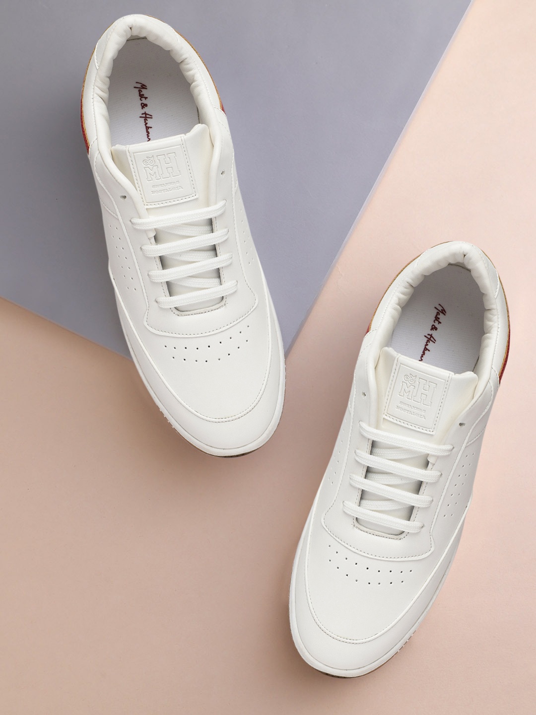 

Mast & Harbour Men White Solid Sneakers