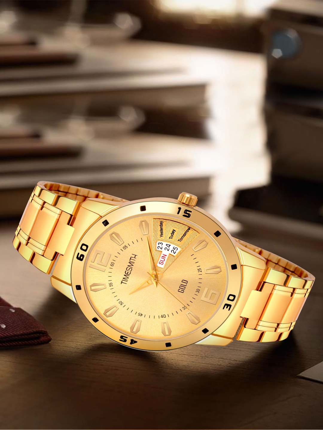 

TIMESMITH Men Gold-Toned Analogue Watch TSC-107ktd1