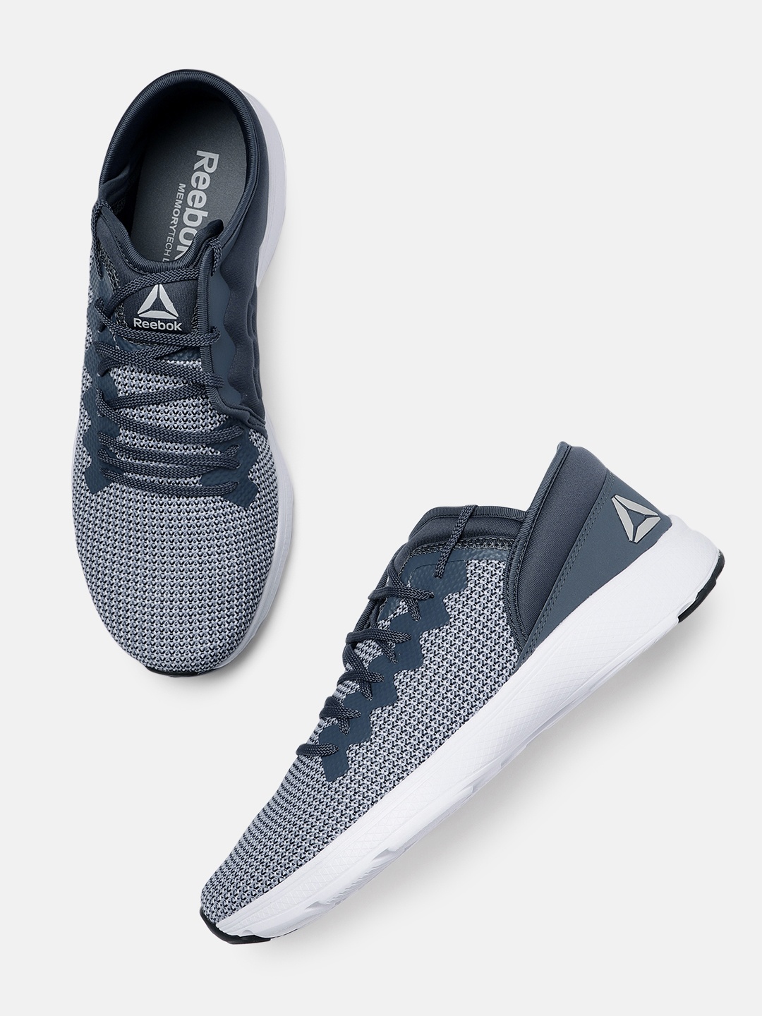 

Reebok Men Blue & Off-White AST WALK LP Running Shoes