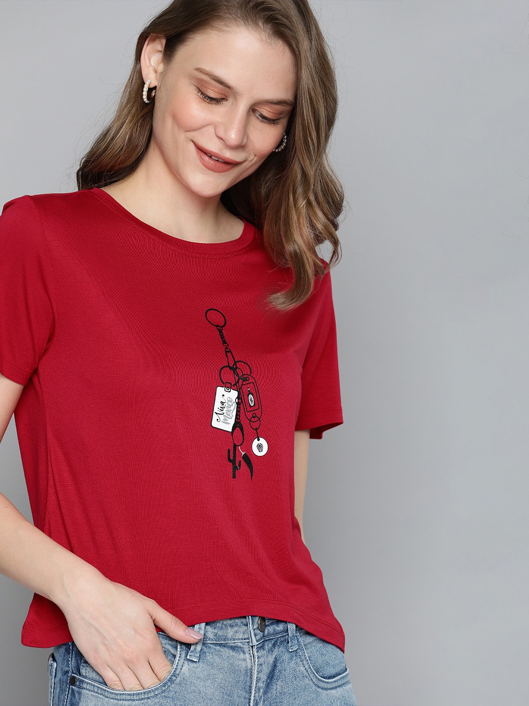 

Mast & Harbour Women Red Solid Round Neck T-shirt With Printed Detailing