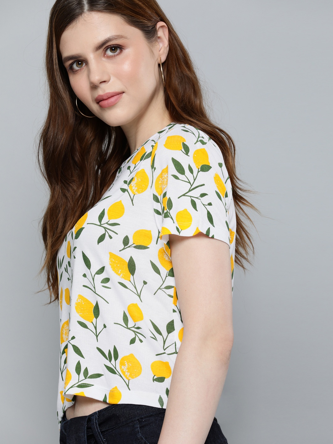 

Mast & Harbour Women White & Yellow Printed Cropped T-shirt