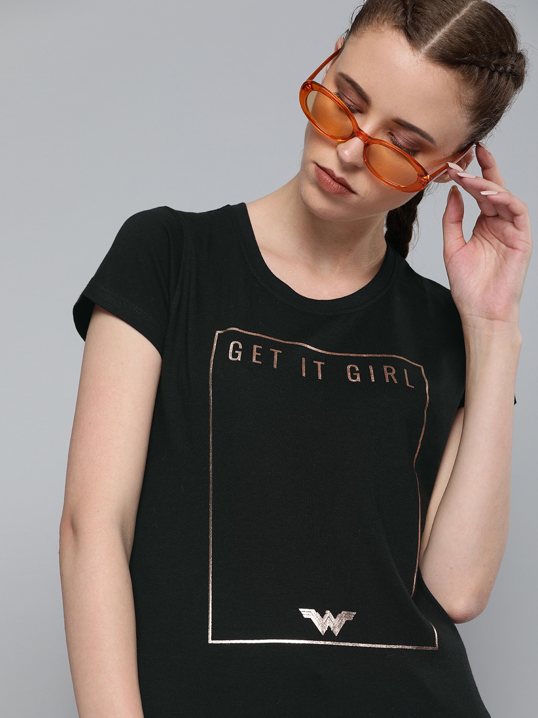 

Justice League Women Black Golden Printed Round Neck Pure Cotton T-shirt