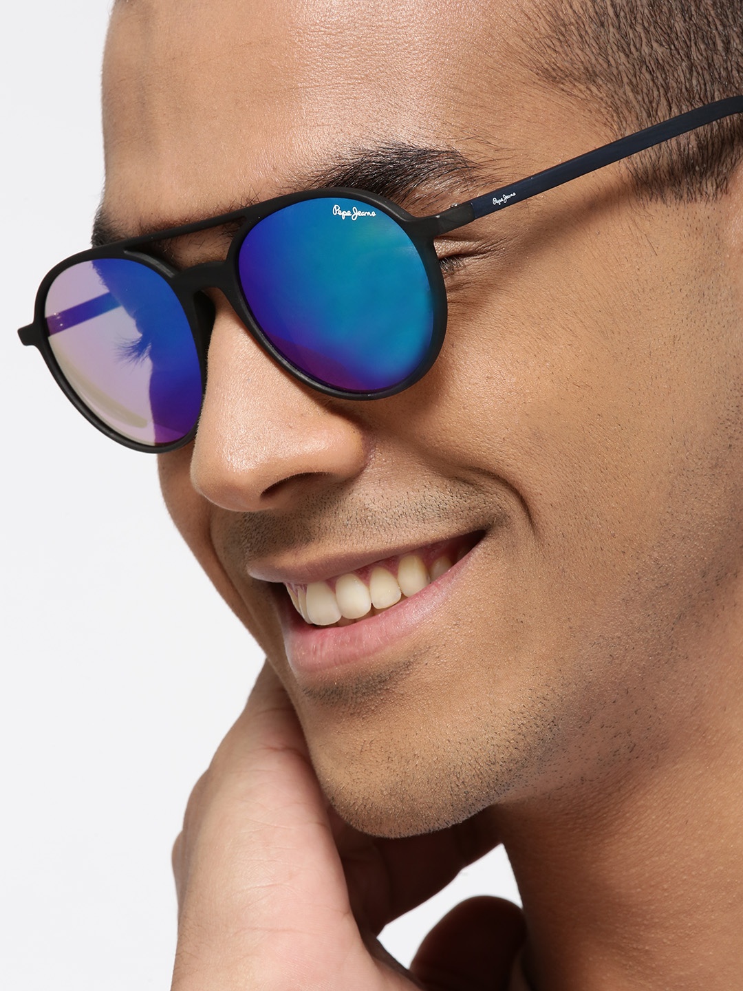 

Pepe Jeans Unisex Oval Sunglasses PJ7370C1, Purple