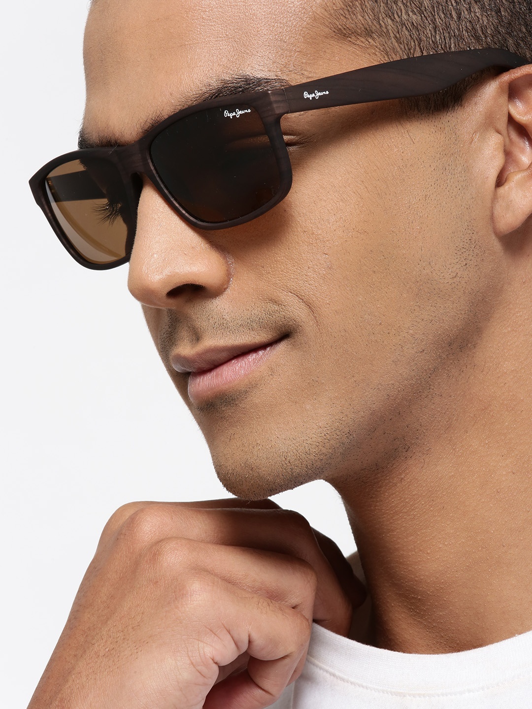 

Pepe Jeans Unisex Rectangle Sunglasses PJ7371C2, Brown