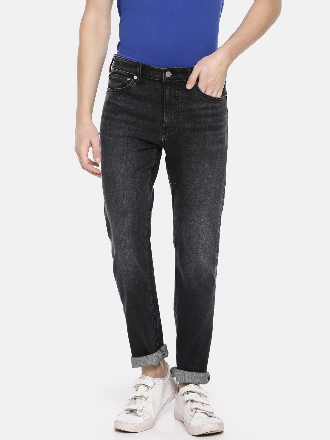 

Calvin Klein Jeans Men Black Slim Fit Mid-Rise Clean Look Stretchable Jeans