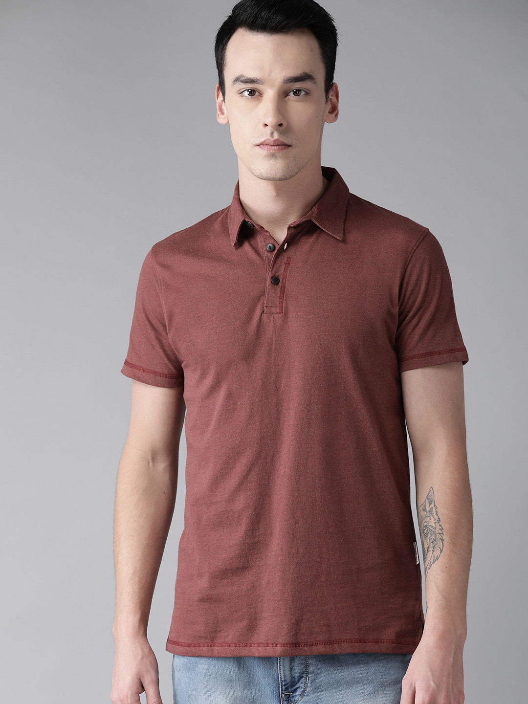 

The Roadster Lifestyle Co Men Maroon Solid Polo Collar T-shirt