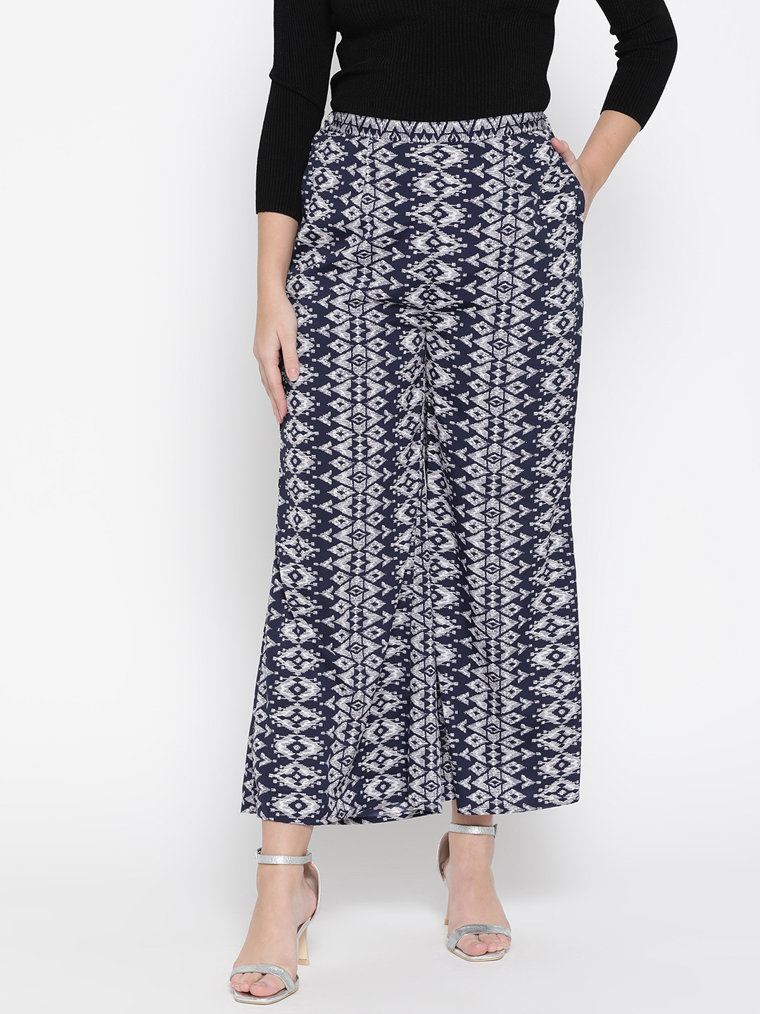 

RARE ROOTS Women Navy Blue & White Anti Loose Fit Printed Bootcut Trousers