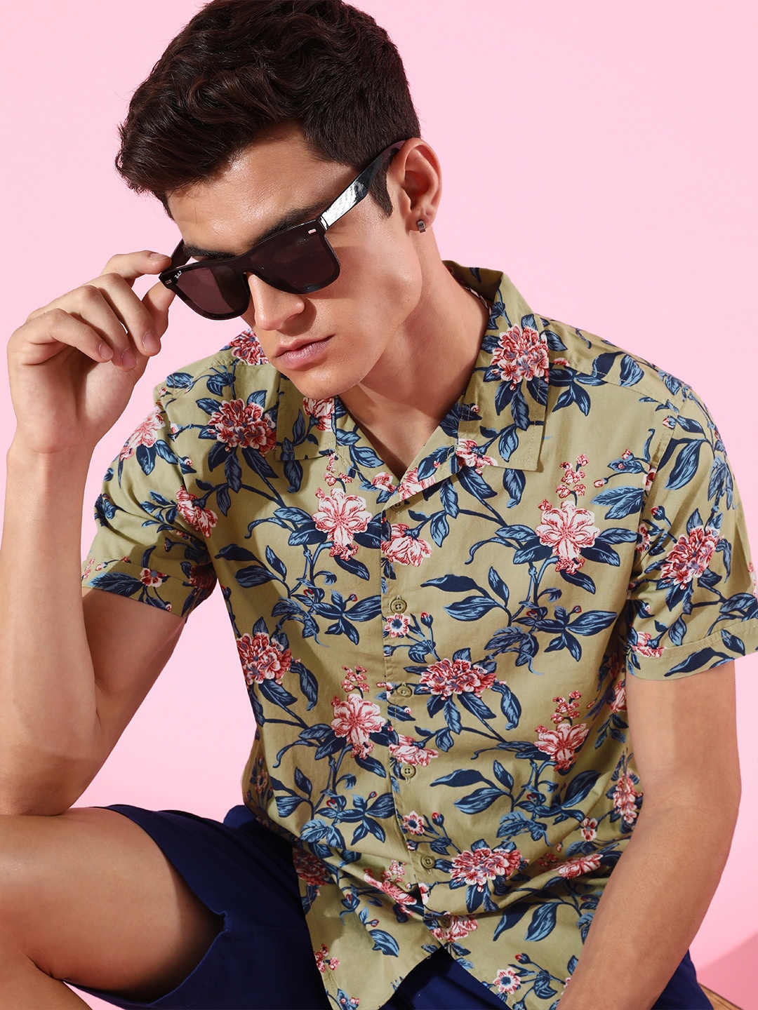 

HERE&NOW Men Trendy Khaki Floral Resort Wear Shirt