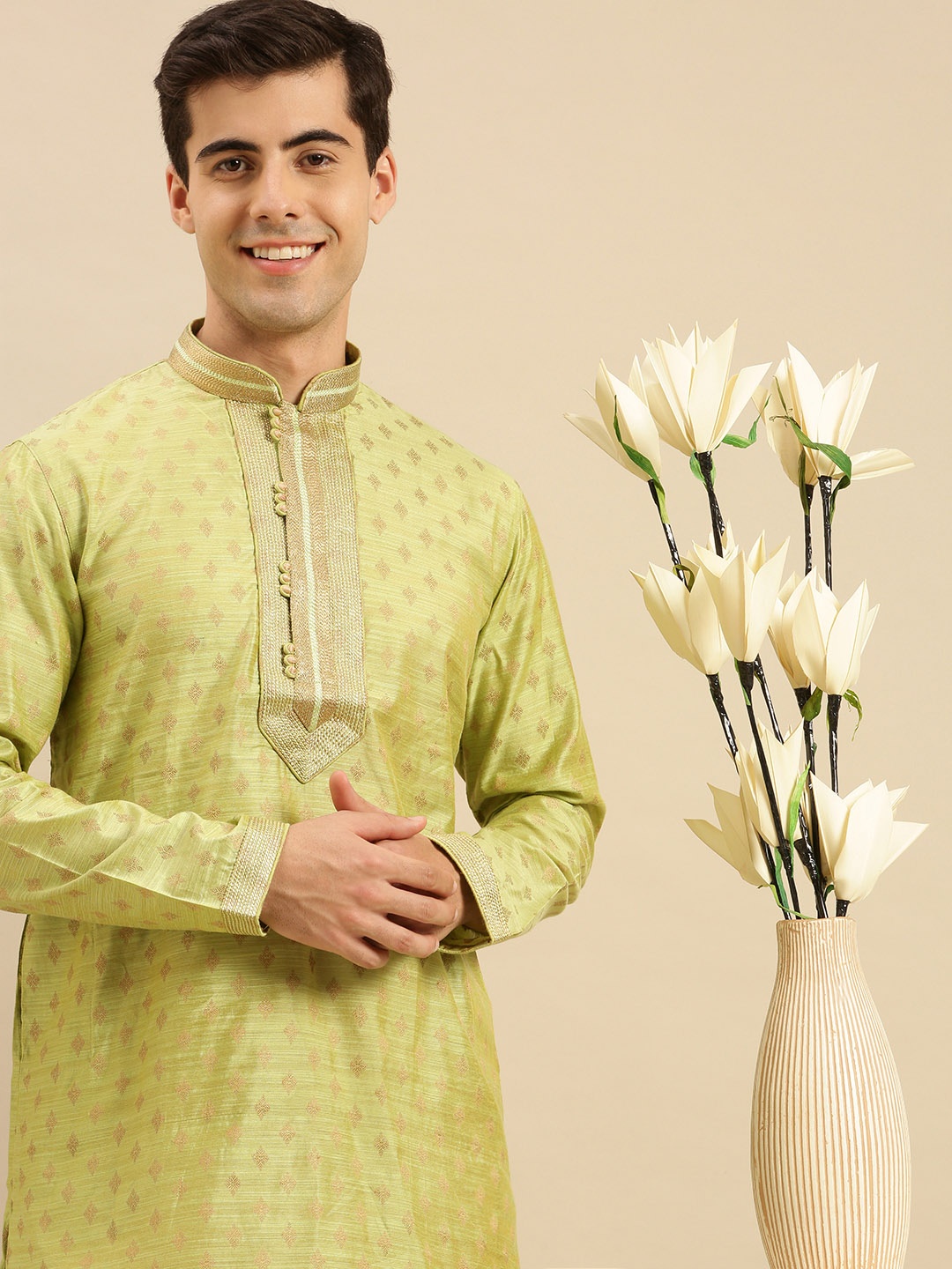 

Sanwara Men Green & Gold-Coloured Self Design Silk Kurta with Churidar