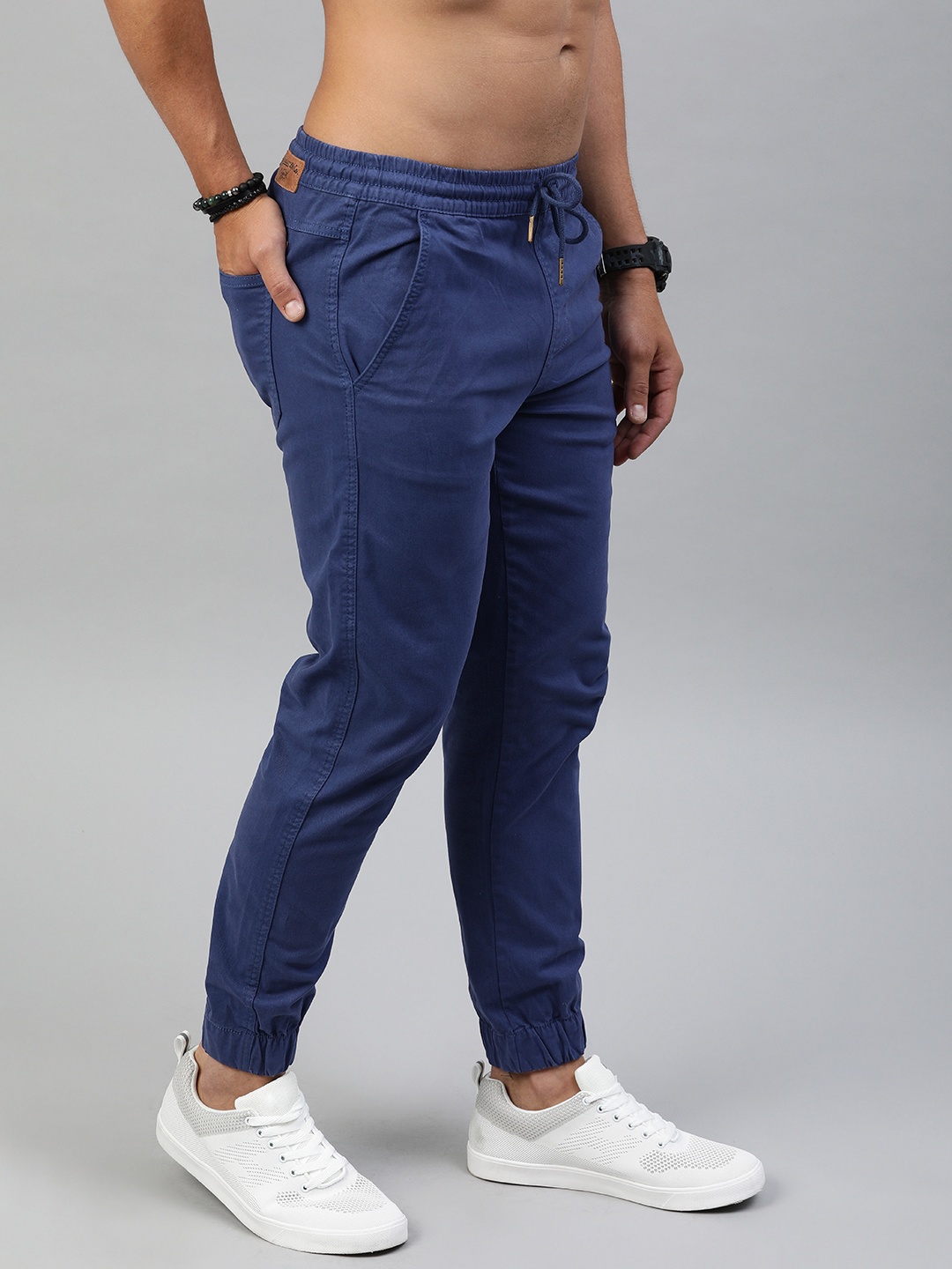 

Roadster Men Navy Blue Joggers
