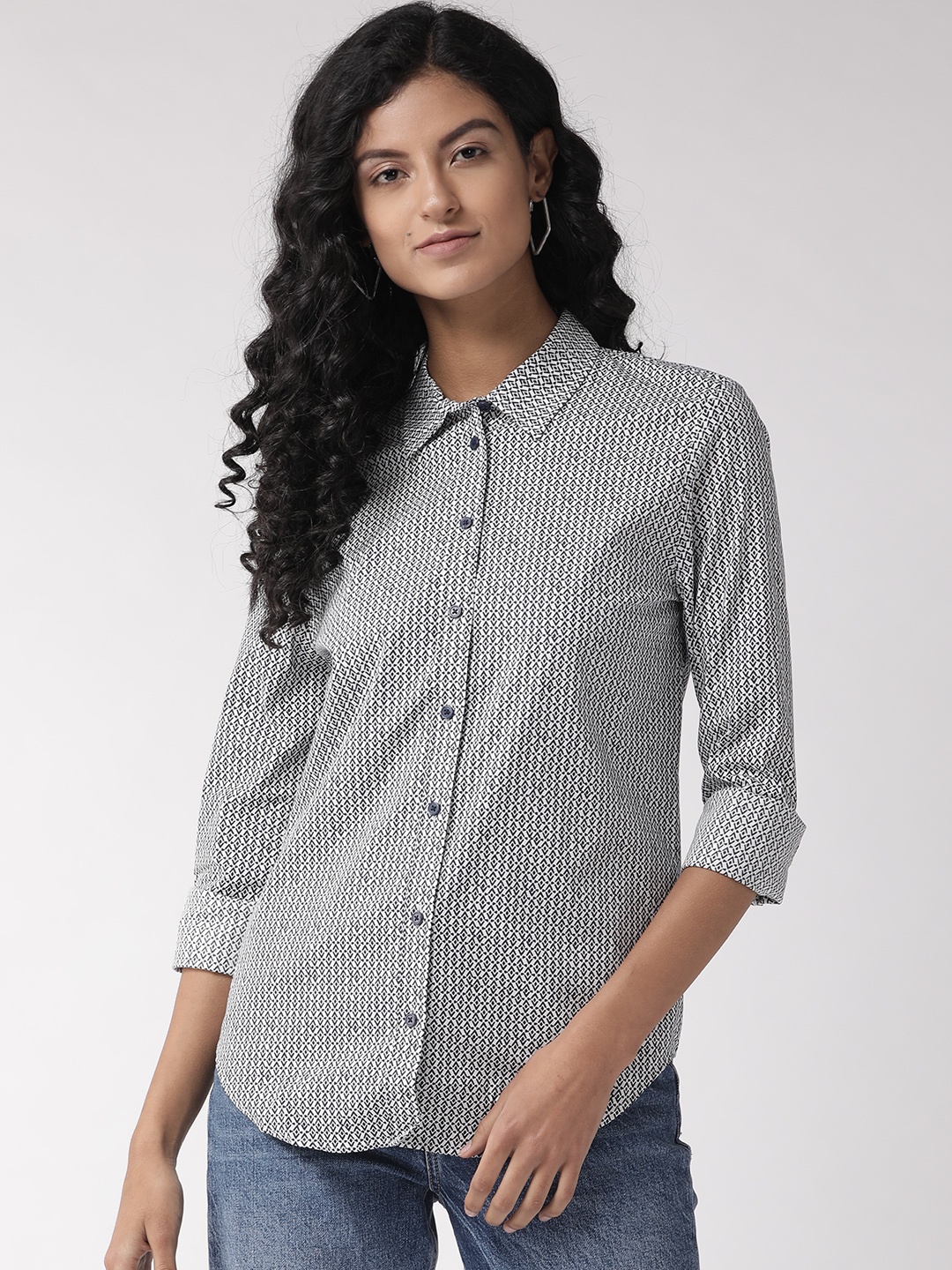 

Marks & Spencer Women White & Navy Blue Slim Fit Printed Knitted Casual Shirt