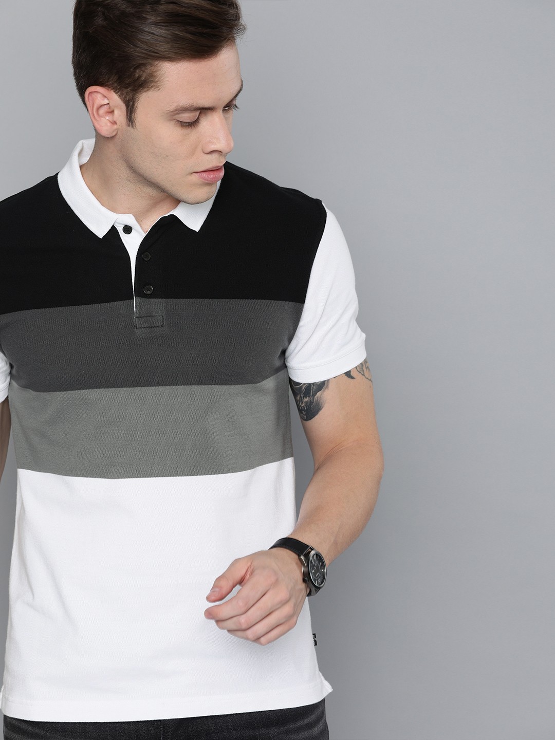 

Levis Men White Grey Colourblocked Polo Collar Pure Cotton T-shirt