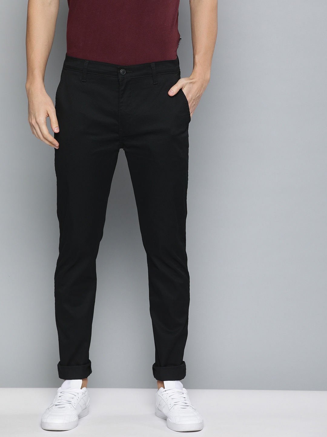 

Levis Men Black 512 Slim Fit Solid Chinos