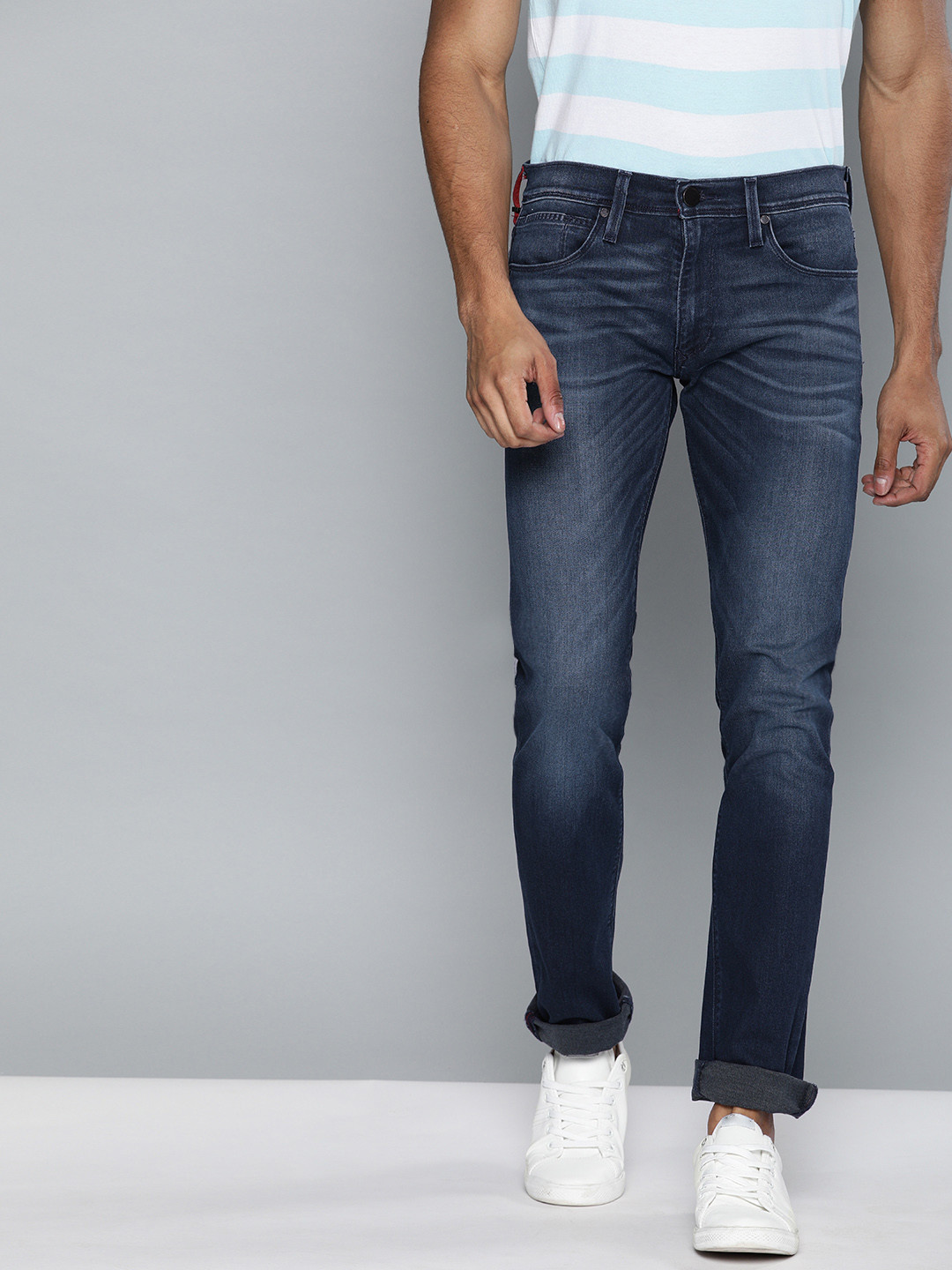 

Levis Men Blue 65504 Redloop Skinny Fit Mid-Rise Clean Look Stretchable Jeans