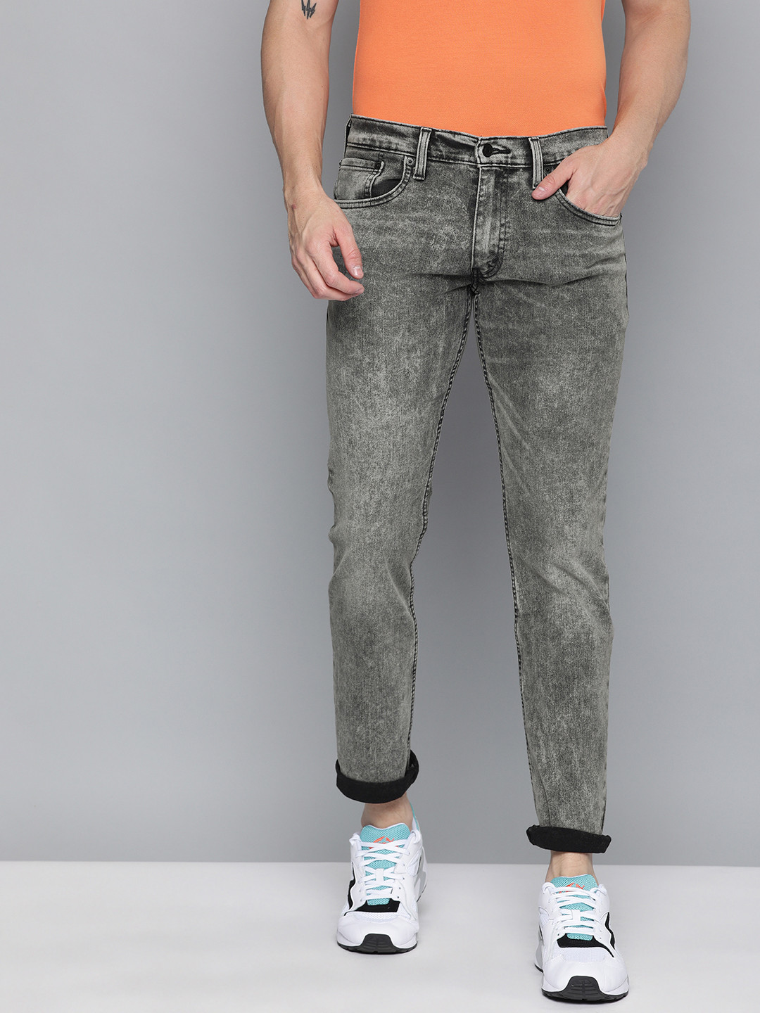 

Levis Men Grey 65504 Skinny Fit Mid-Rise Clean Look Stretchable Jeans