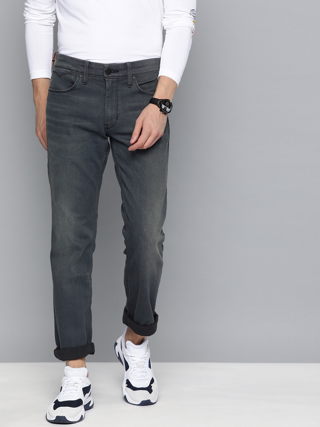 

Levis Men Grey 511 Slim Fit Mid-Rise Clean Look Stretchable Jeans