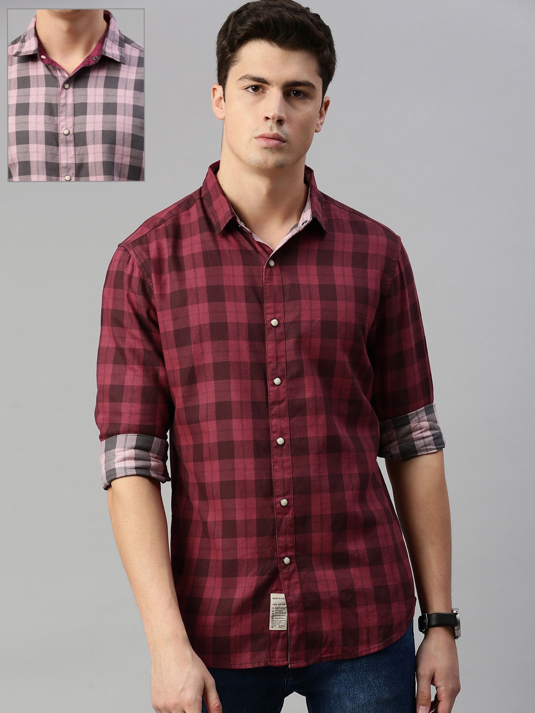 

Levis Men Red & Brown Regular Fit Checked Reversible Casual Shirt