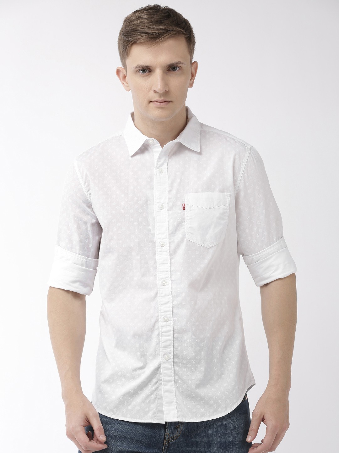 

Levis Men White Slim Fit Printed Casual Shirt