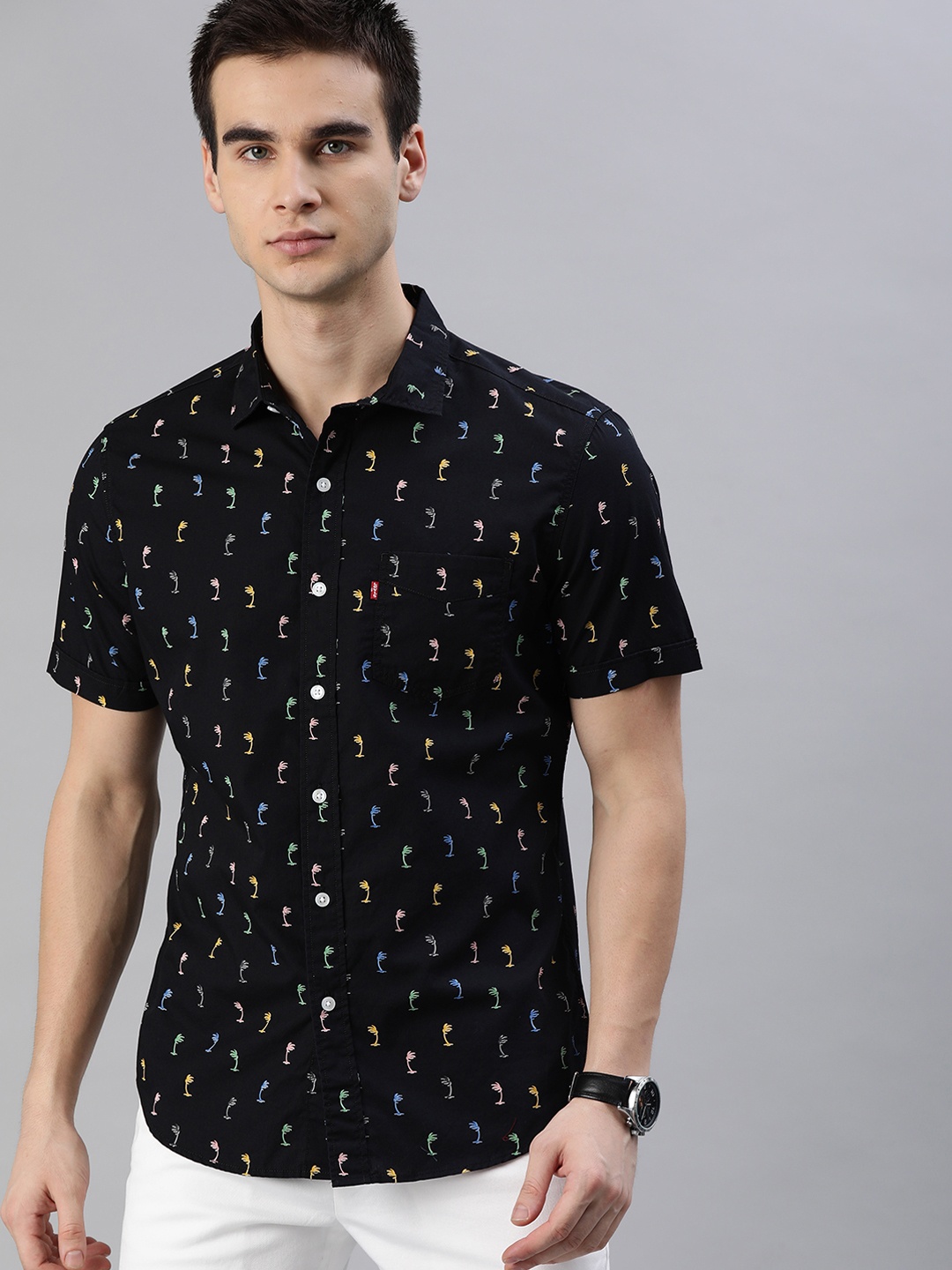 

Levis Men Black Slim Fit Tropical Printed Casual Shirt