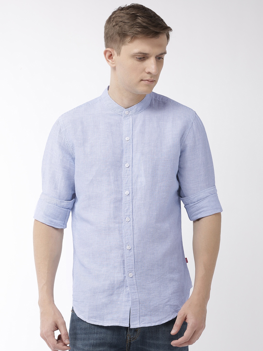 

Levis Men Blue & White Slim Fit Striped Casual Shirt