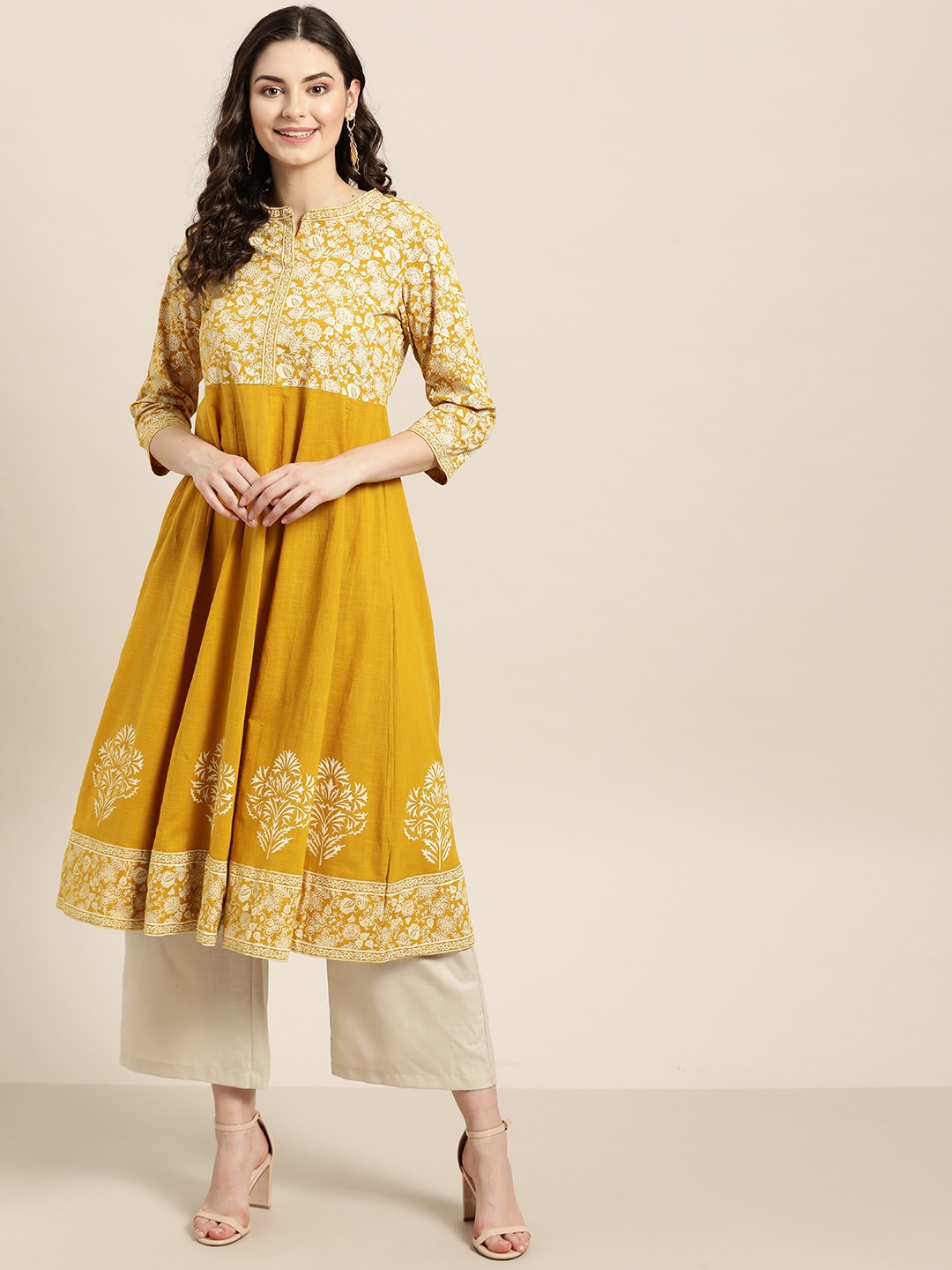 

Sangria Women Mustard Yellow & Off-White Yoke Design Anarkali Kurta