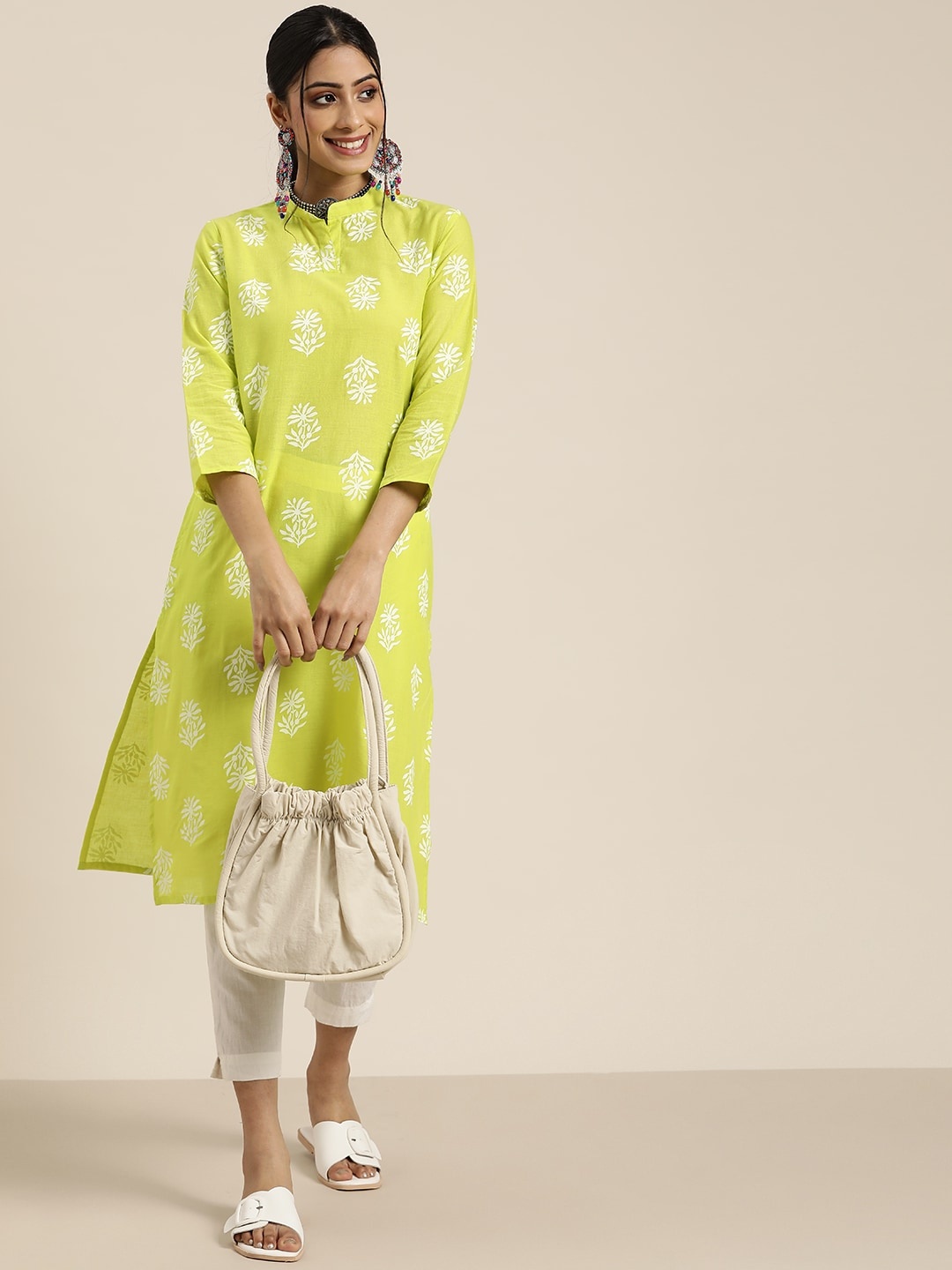 

Sangria Women Green & White Printed Pure Cotton Straight Kurta