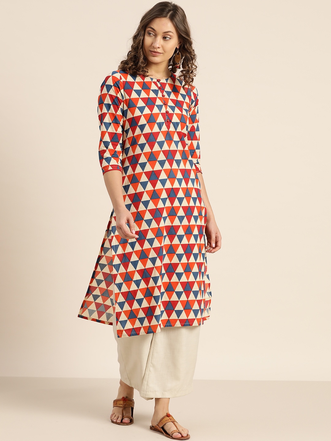 

Sangria Women Beige & Orange Printed Straight Kurta