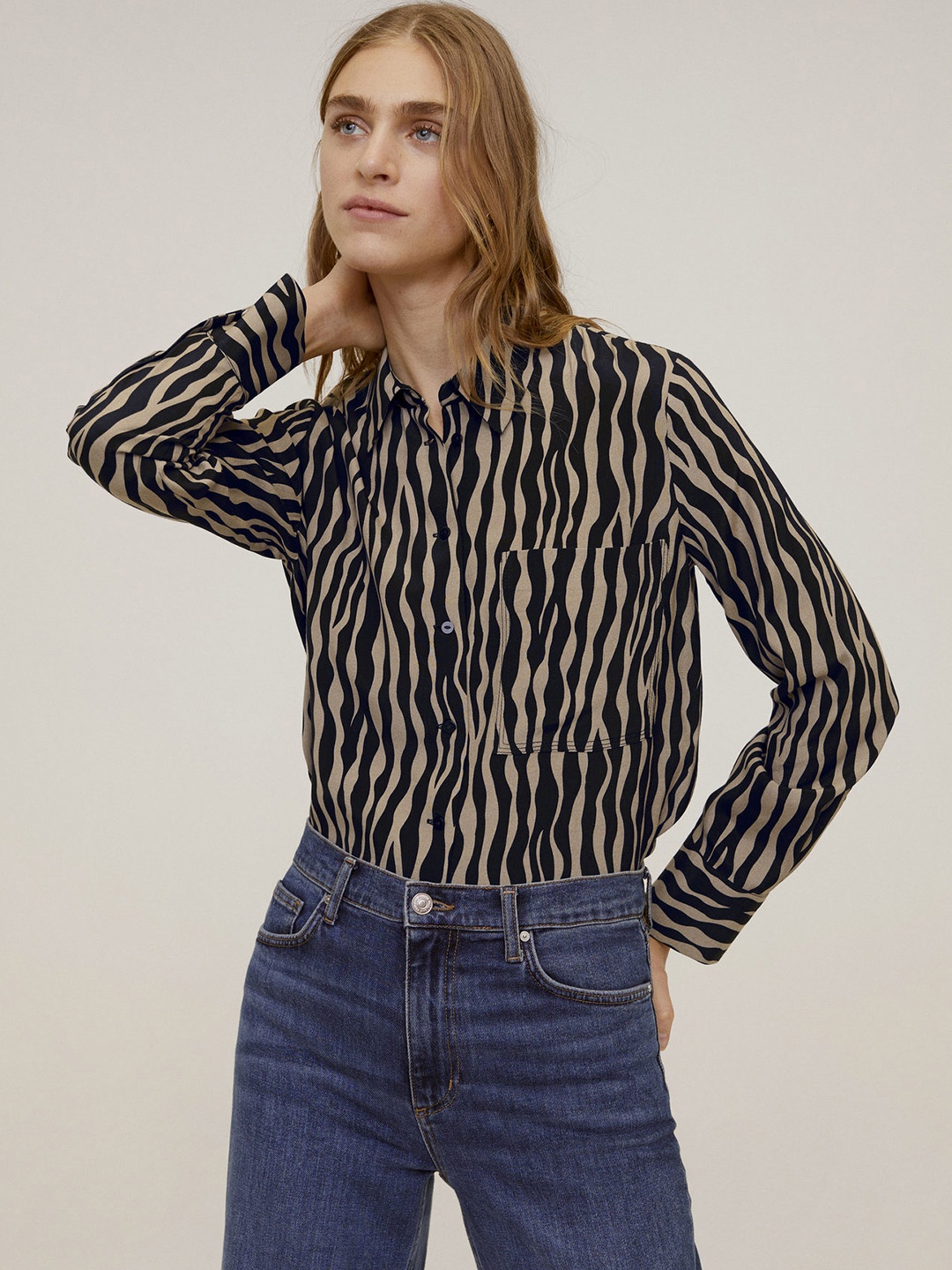 

MANGO Women Black & Beige Regular Fit Casual Shirt