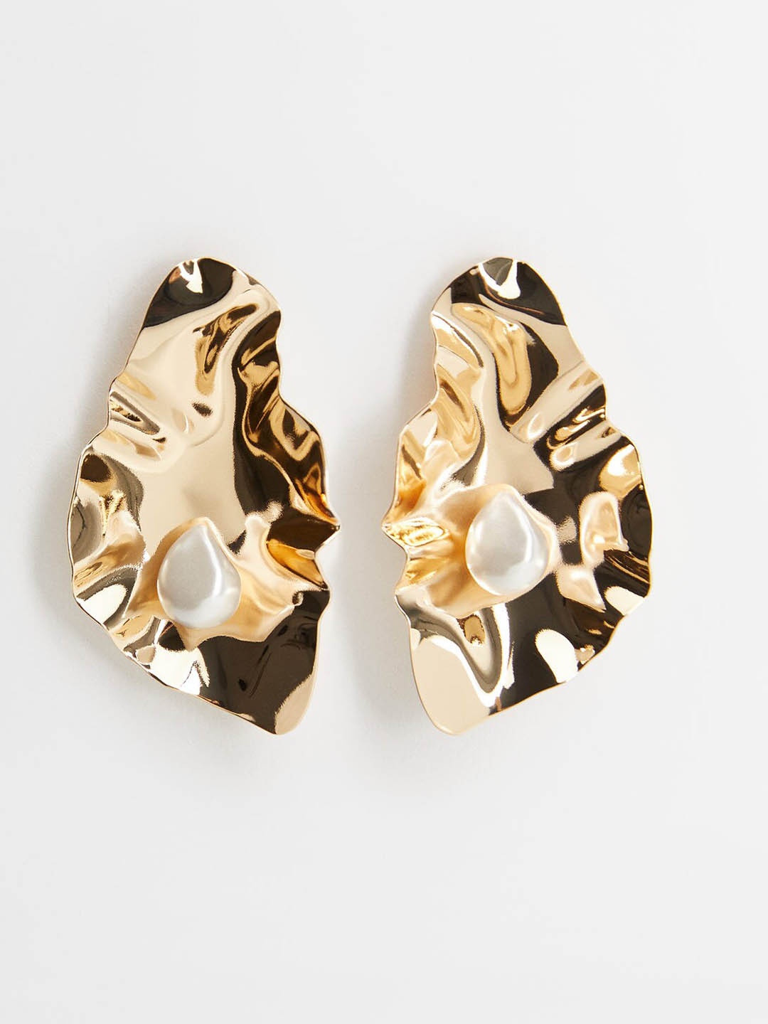 

MANGO Gold-Toned & Off-White Beaded Contemporary Drop Earrings