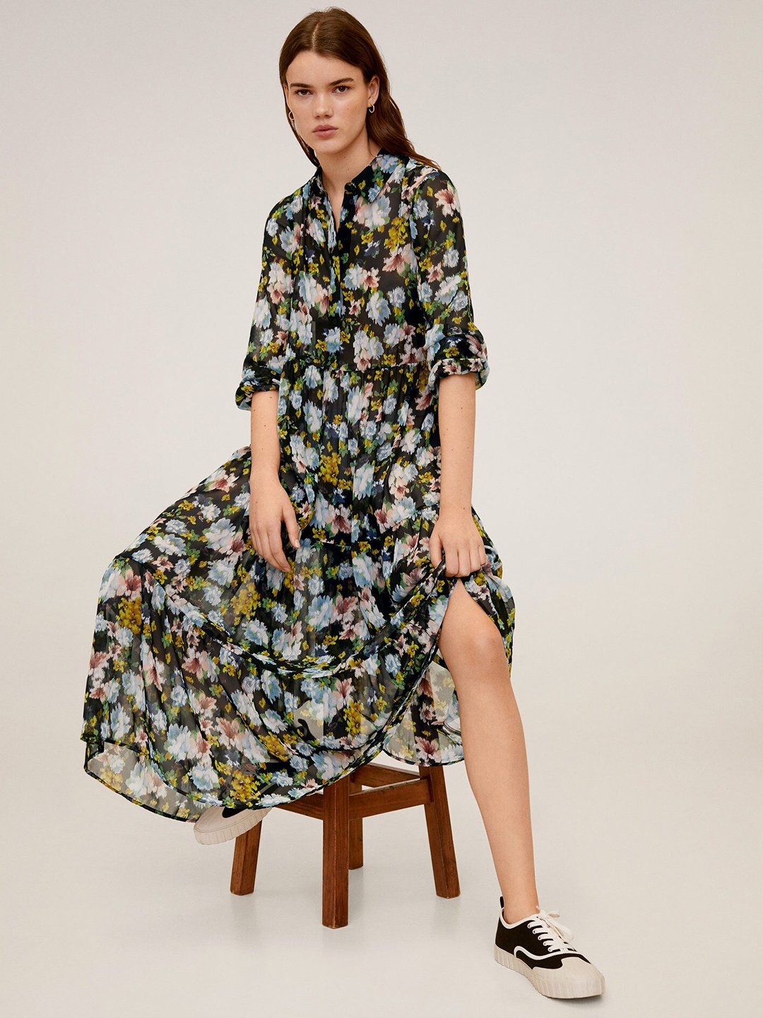 

MANGO Women Black & Blue Floral Printed Maxi Dress