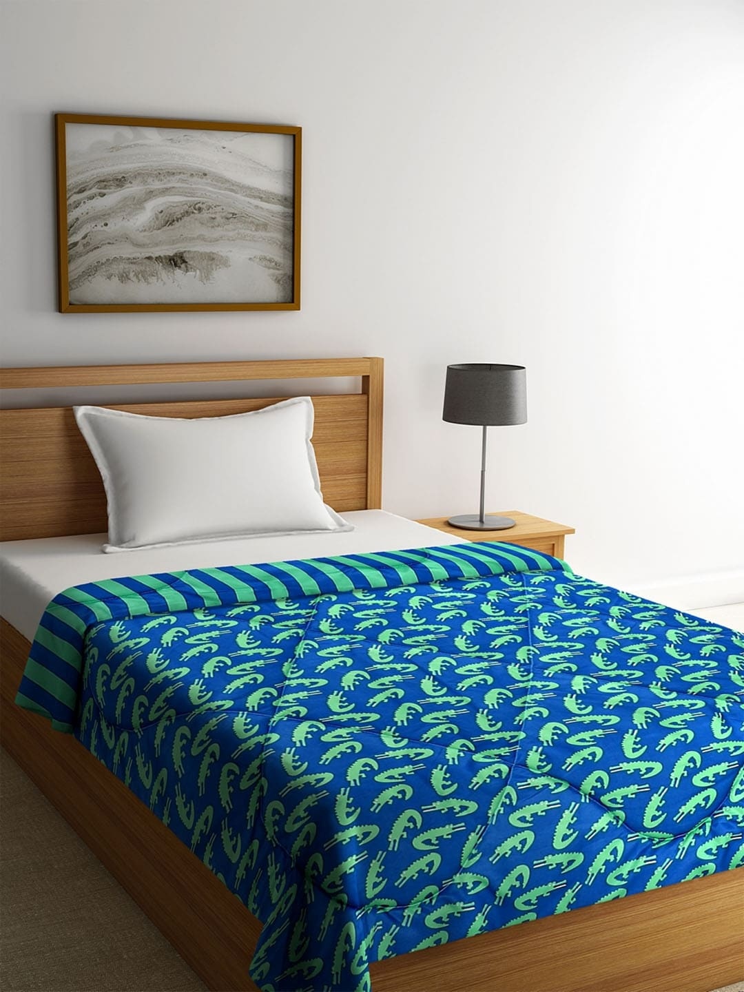 

ROMEE Blue Abstract AC Room 210 GSM Single Bed Comforter