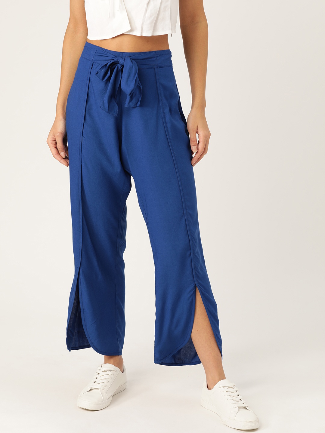 

DressBerry Women Blue Regular Fit Solid Parallel Sustainable Ecovero Trousers