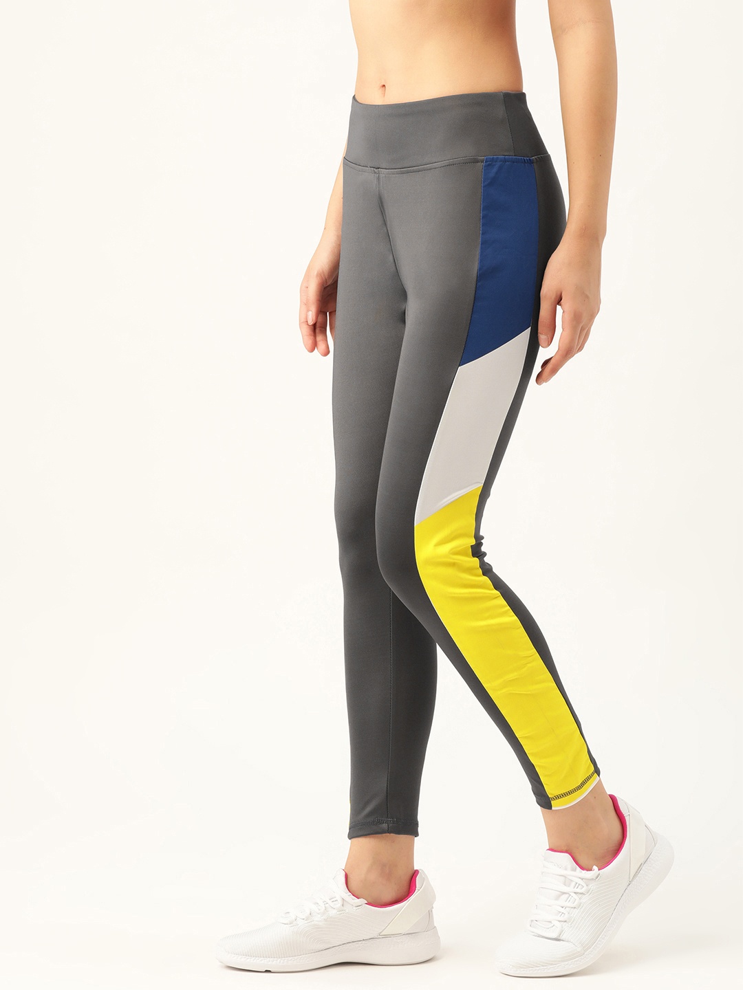 

DressBerry Women Charcoal Grey Colourblocked Detail Tights