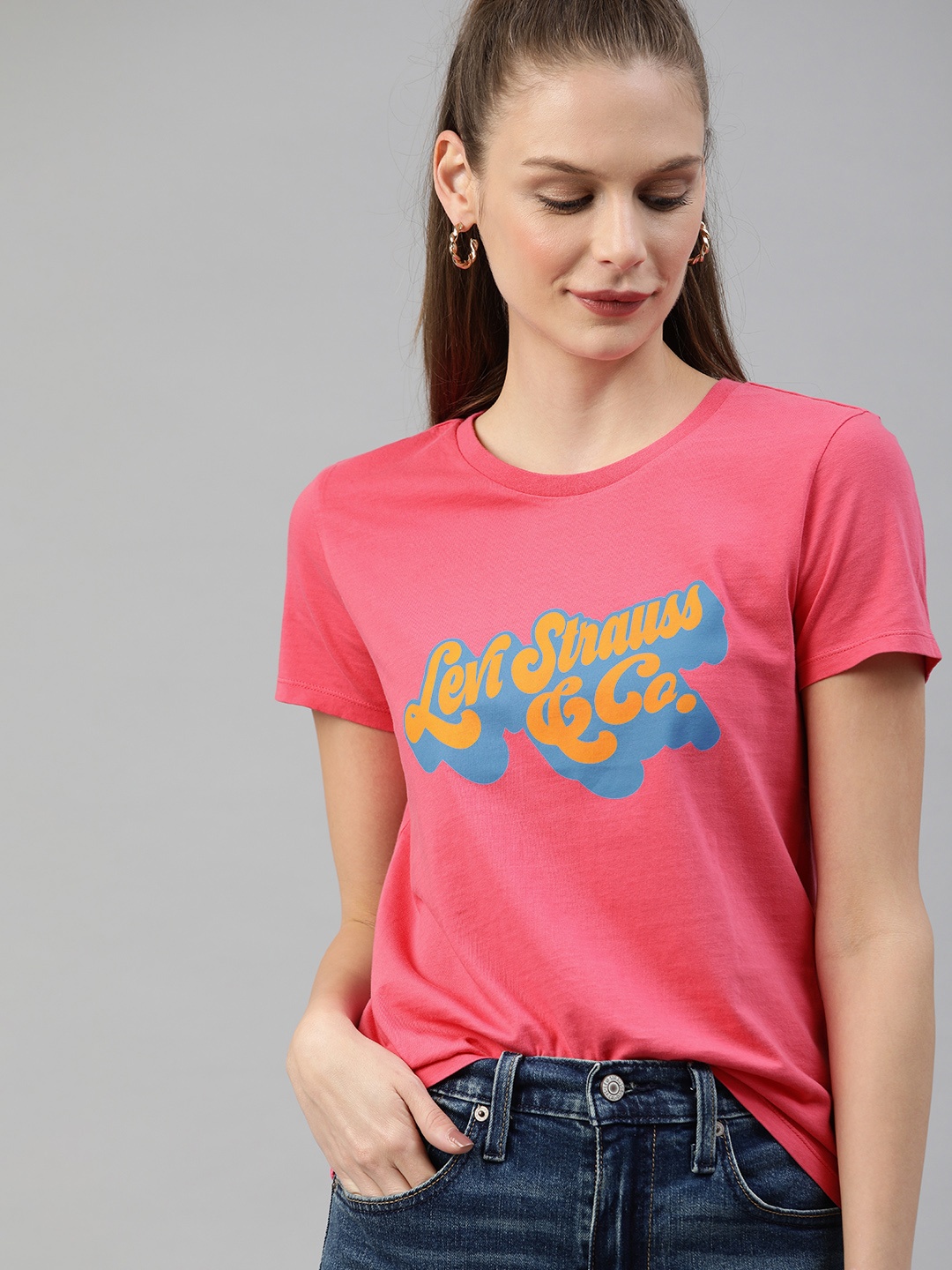 

Levis Women Pink Printed Round Neck T-shirt