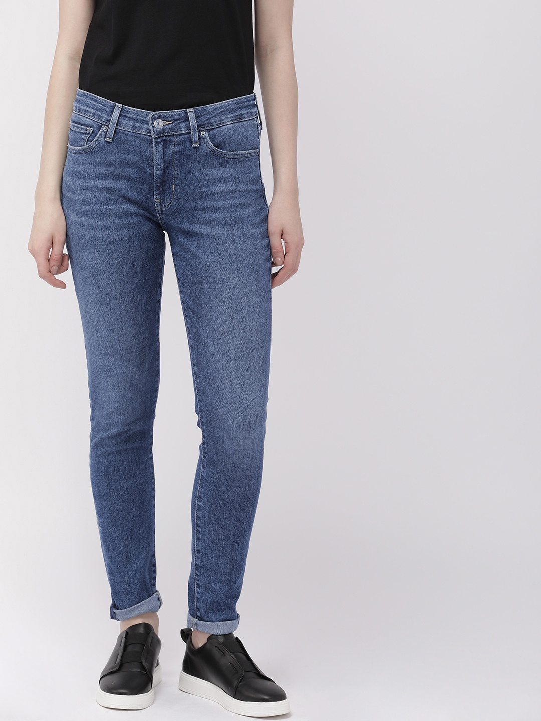 

Levis Women Blue 711 Skinny Fit Mid-Rise Clean Look Stretchable Jeans
