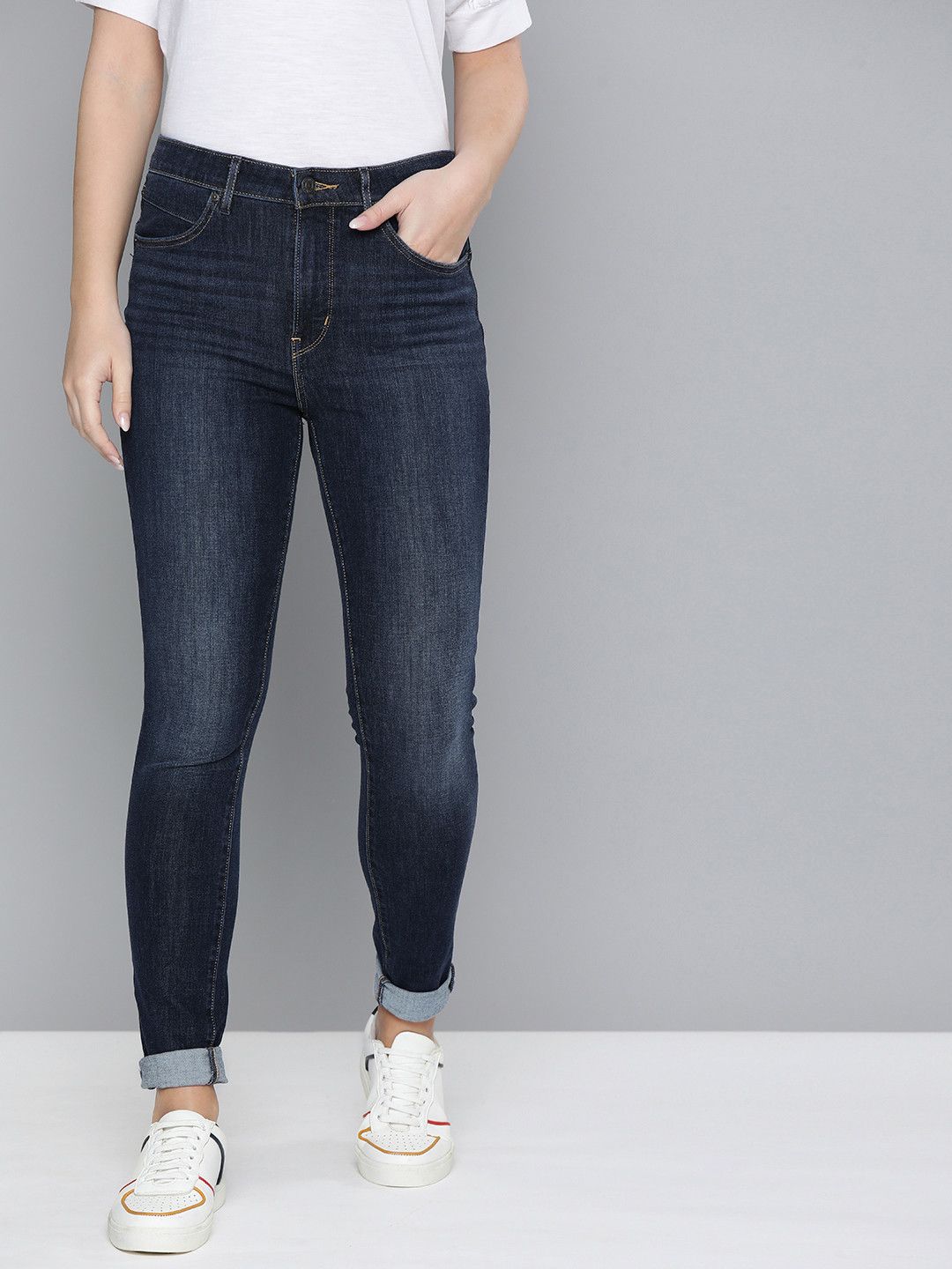 

Levis Women Blue Skinny Fit Light Fade Stretchable Jeans