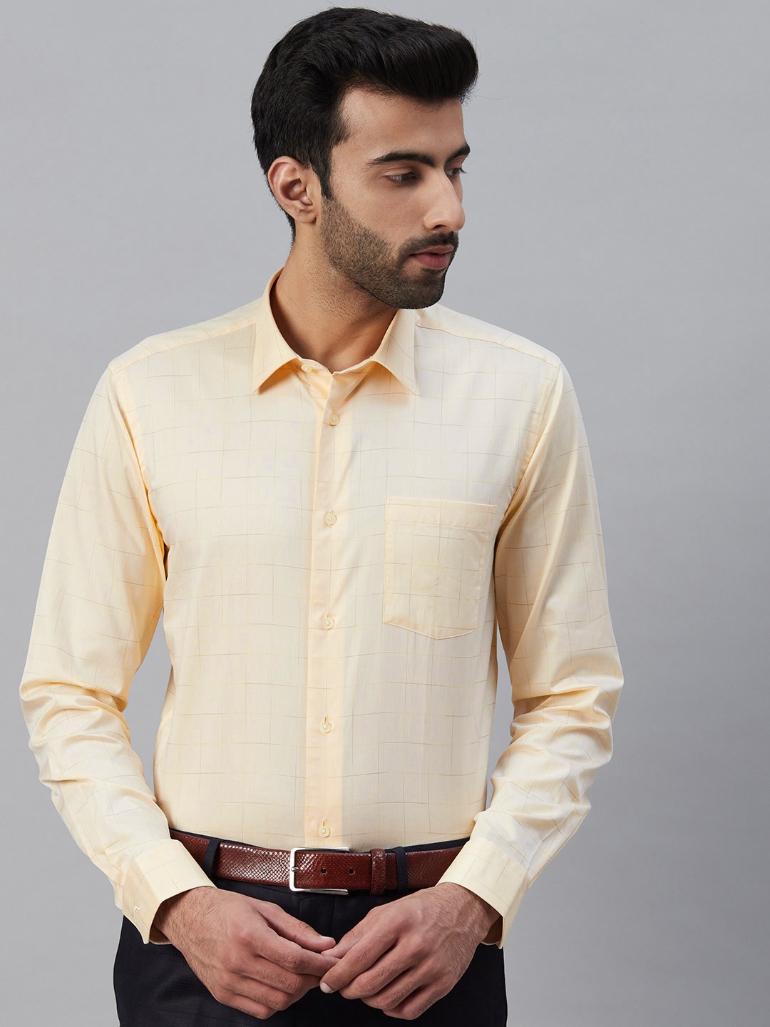 

Blackberrys Men Yellow Slim Fit Checked Formal Shirt