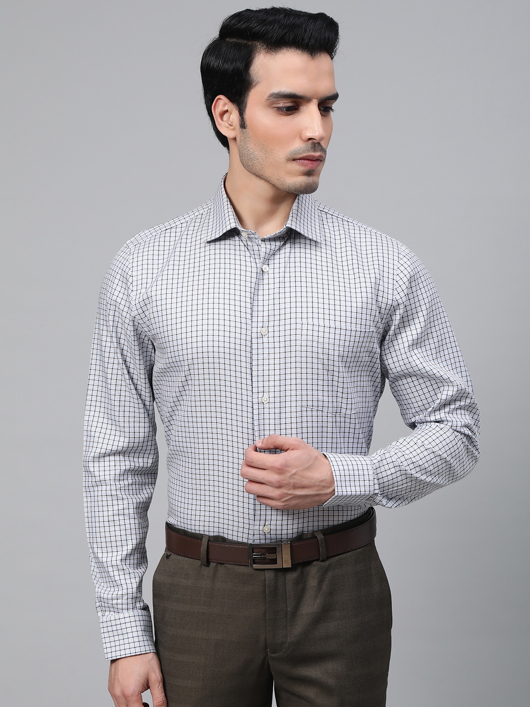 

Blackberrys Men Blue & White Slim Fit Self-Checked Formal Shirt