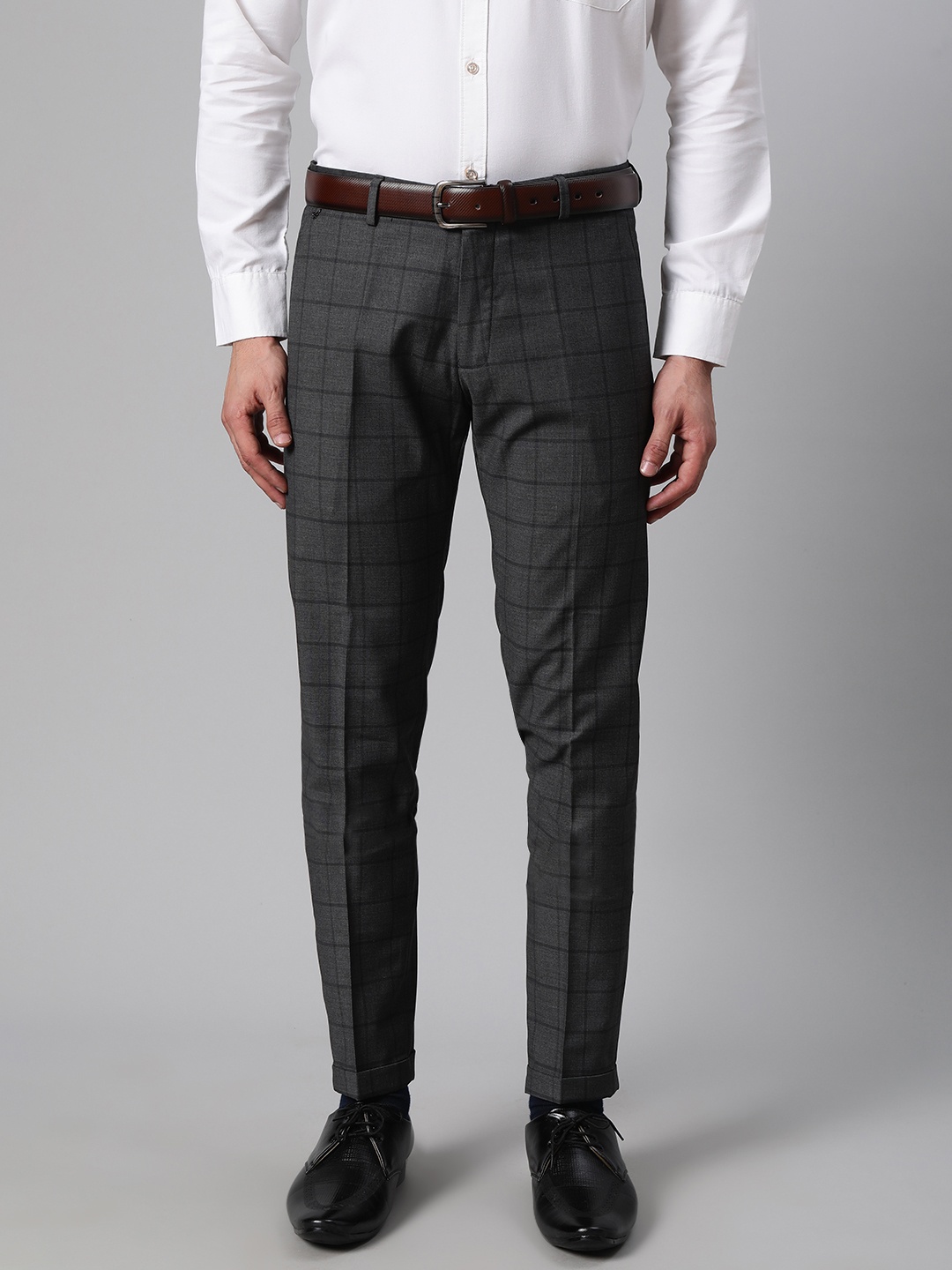 

Blackberrys Men Charcoal Grey Phoenix Skinny Fit Checked Formal Trousers