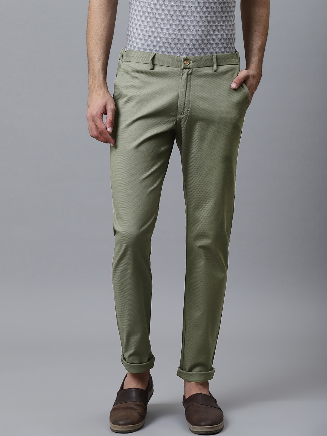 

Blackberrys Men Olive Green Tapered Fit Self-Design Chinos