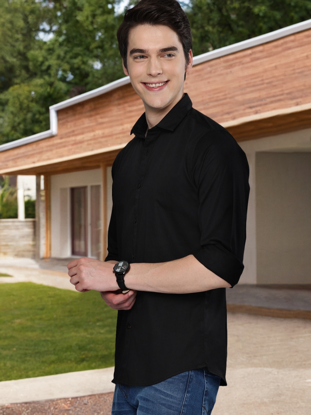 

Mast & Harbour Men Black Regular Fit Solid Casual Shirt