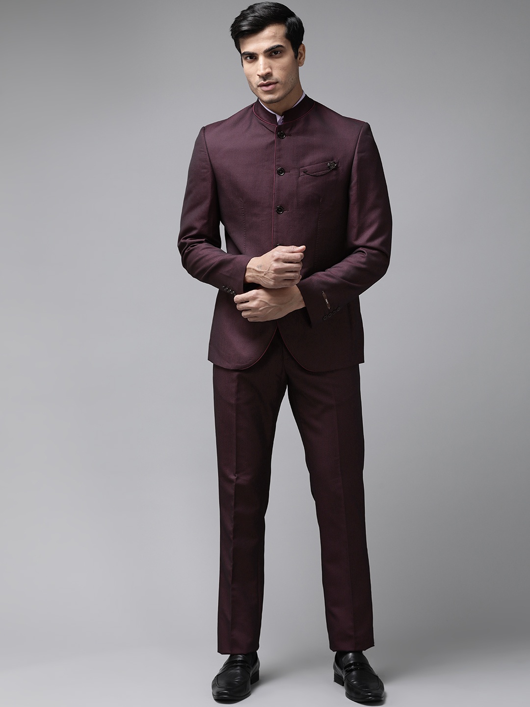 

Blackberrys Men Burgundy Self Design Slim Fit Single-Breasted 2-Piece Bandhgala Suit
